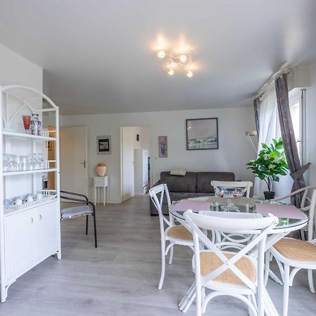 Apartment With Parking And Balcony Near The Beach Ντοβίλ Εξωτερικό φωτογραφία